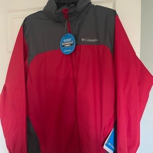 Mens rain jacket made by Columbia.  Size medium, new with tags, smoke-free home.